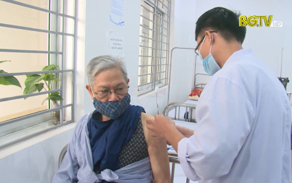 Những lưu &yacute; khi điều trị bệnh vi&ecirc;m quanh khớp vai 