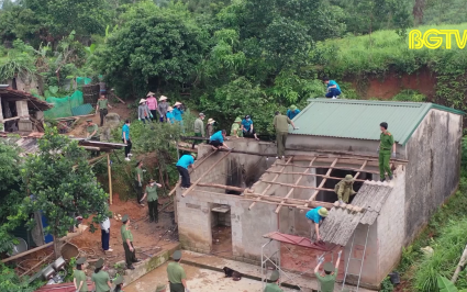 Những ng&ocirc;i nh&agrave; từ sức d&acirc;n - tập 3: Sức mạnh từ l&ograve;ng d&acirc;n