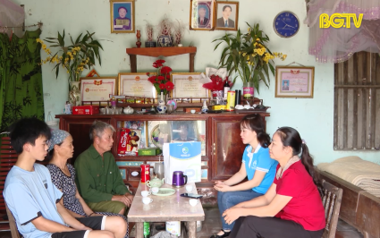 Những tấm gương s&aacute;ng đồng h&agrave;nh c&ugrave;ng c&ocirc;ng t&aacute;c bảo trợ trẻ em