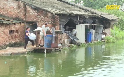 N&ocirc;ng d&acirc;n gương mẫu l&agrave;m theo lời B&aacute;c