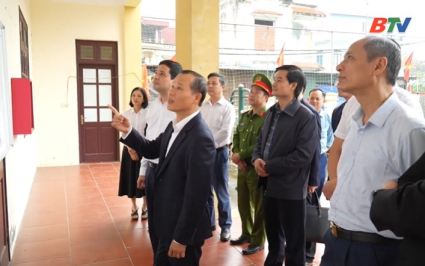 PCT Thường trực UBND tỉnh Mai Sơn Kiểm tra c&ocirc;ng t&aacute;c bầu cử tại Trạm Lộ v&agrave; M&atilde;o Điền