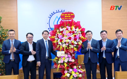 L&atilde;nh đạo UBND tỉnh ch&uacute;c Tết c&aacute;c đơn vị l&agrave;m nhiệm vụ trong dịp Tết Nguy&ecirc;n đ&aacute;n