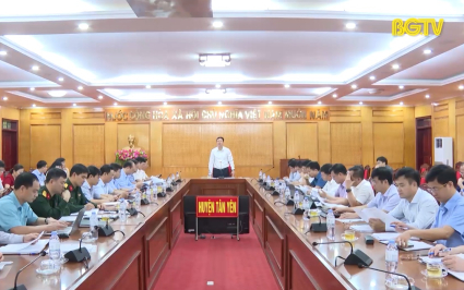 Tập trung th&aacute;o gỡ kh&oacute; khăn, hỗ trợ T&acirc;n Y&ecirc;n đạt huyện chuẩn n&ocirc;ng th&ocirc;n mới n&acirc;ng cao