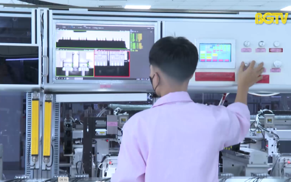 Phấn đấu c&oacute; tr&ecirc;n 800 doanh nghiệp số