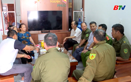 Ph&aacute;p luật v&agrave; cuộc sống: Bảo vệ an ninh từ cơ sở &ndash; Khi mỗi người d&acirc;n l&agrave; chiến sĩ