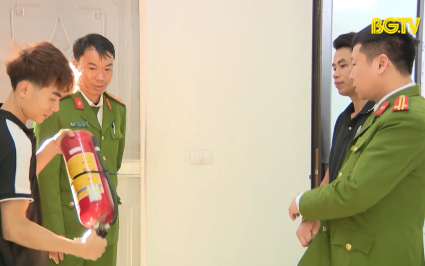 Ph&aacute;p luật v&agrave; cuộc sống: Khắc phục vi phạm về ph&ograve;ng ch&aacute;y chữa ch&aacute;y