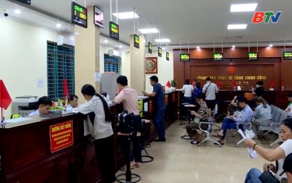 Ph&aacute;p luật v&agrave; cuộc sống: Tăng cường kiểm tra c&ocirc;ng vụ, đ&aacute;p ứng y&ecirc;u cầu ch&iacute;nh quyền đ&ocirc; thị