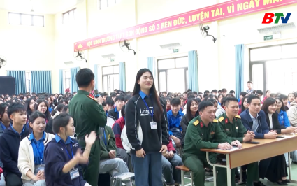 Ph&aacute;p luật v&agrave; cuộc sống: Vai tr&ograve; của Qu&acirc;n đội trong x&acirc;y dựng &yacute; thức ph&aacute;p luật ở cơ sở
