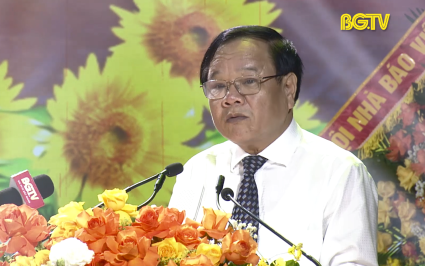 Ph&aacute;t biểu của đồng ch&iacute;  Trịnh Văn &Aacute;nh, Tỉnh ủy vi&ecirc;n, Chủ tịch Hội Nh&agrave; b&aacute;o tỉnh, Tổng Bi&ecirc;n tập B&aacute;o Bắc Giang tại Lễ kỷ niệm 100 năm Ng&agrave;y B&aacute;o ch&iacute; C&aacute;ch mạng Việt Nam