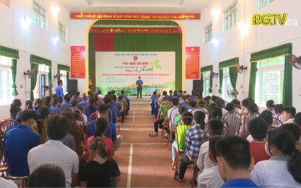 Ph&aacute;t động cao điểm chiến dịch t&igrave;nh nguyện M&ugrave;a h&egrave; xanh năm 2022