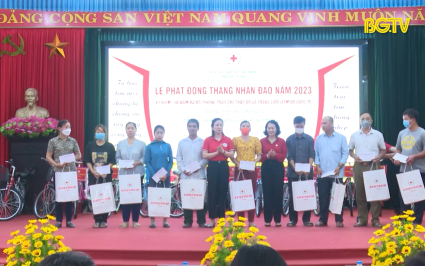 Ph&aacute;t động chiến dịch "Những giọt m&aacute;u hồng h&egrave;" v&agrave; th&aacute;ng nh&acirc;n đạo 2023
