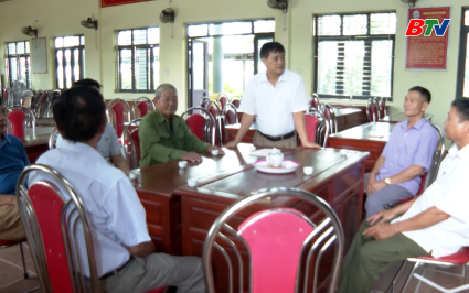 Ph&aacute;t huy vai tr&ograve; ti&ecirc;n phong của c&aacute;n bộ, Đảng vi&ecirc;n
