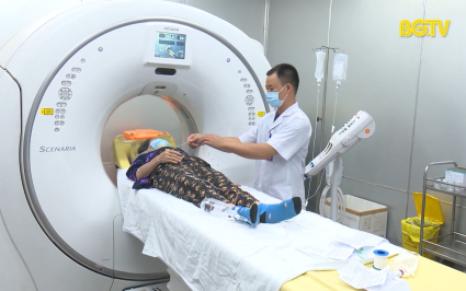 Ph&aacute;t triển sự nghiệp y tế, chăm s&oacute;c sức khỏe nh&acirc;n d&acirc;n