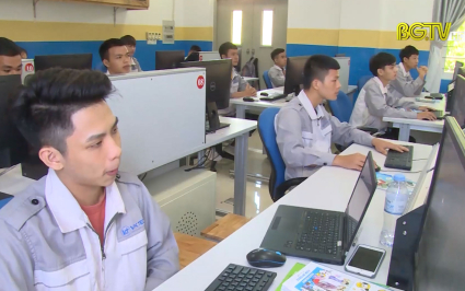Ph&aacute;t triển trường Cao đẳng nghề c&ocirc;ng nghệ Việt &ndash; H&agrave;n Bắc Giang th&agrave;nh trường cao đẳng chất lượng cao