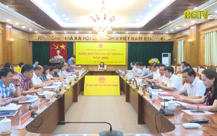 Phi&ecirc;n họp thường kỳ th&aacute;ng 6 của Thường trực HĐND tỉnh