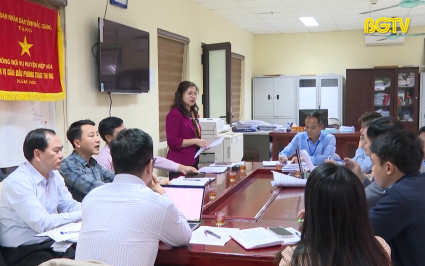 Ph&oacute; Chủ tịch Thường trực HĐND tỉnh dự sinh hoạt chi bộ tại Hiệp Ho&agrave;