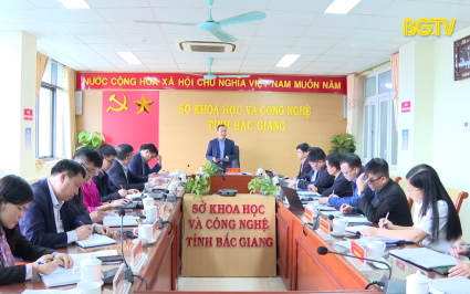 Ph&oacute; Chủ tịch Thường trực UBND tỉnh Mai Sơn l&agrave;m việc với Sở Khoa học v&agrave; C&ocirc;ng nghệ