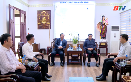 Ph&oacute; Chủ tịch UBND tỉnh l&agrave;m việc với Linh mục Tổng đại diện Gi&aacute;o phận Bắc Ninh về c&ocirc;ng t&aacute;c bầu cử