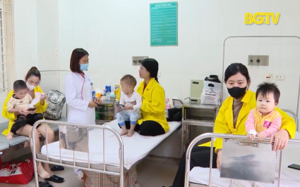 Ph&ograve;ng bệnh h&ocirc; hấp ở trẻ em khi giao m&ugrave;a   