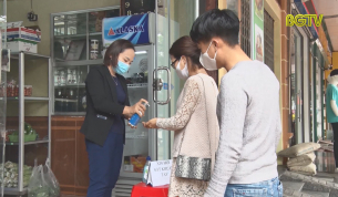 Ph&ograve;ng chống dịch COVID-19 tại c&aacute;c cửa h&agrave;ng bu&ocirc;n b&aacute;n