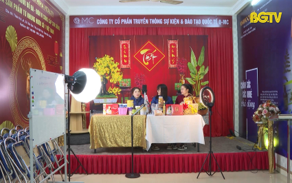 Phụ nữ Bắc Giang khởi nghiệp s&aacute;ng tạo 