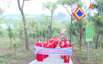 Phụ nữ Bắc Ninh hưởng ứng &ldquo;Tuần lễ &aacute;o d&agrave;i&rdquo; năm 2026