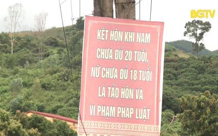 Phụ nữ Lục Ngạn đẩy mạnh xo&aacute; bỏ hủ tục lạc hậu 