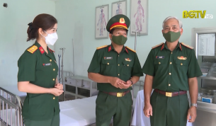 Qu&acirc;n khu 1 kiểm tra c&ocirc;ng t&aacute;c ph&ograve;ng, chống dịch Covid- 19