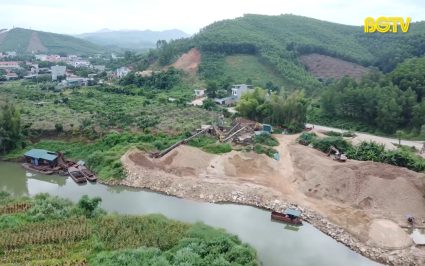 Quản l&yacute; chặt hoạt động khai th&aacute;c kho&aacute;ng sản l&ograve;ng s&ocirc;ng m&ugrave;a mưa b&atilde;o