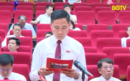 Quan t&acirc;m ph&aacute;t triển to&agrave;n diện lĩnh vực văn h&oacute;a, x&atilde; hội 