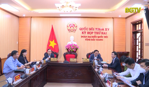 Quốc hội thảo luận trực tuyến về dự &aacute;n Luật