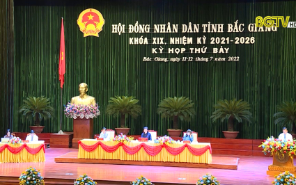 Quyết t&acirc;m ho&agrave;n th&agrave;nh vượt mục ti&ecirc;u kế hoạch KT-XH
