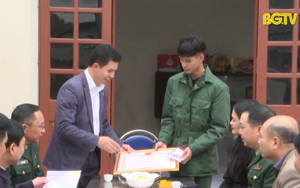 Sẵn s&agrave;ng cho ng&agrave;y hội t&ograve;ng qu&acirc;n năm 2025