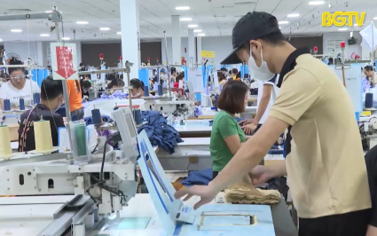 Sản xuất c&ocirc;ng nghiệp bứt tốc cuối năm  