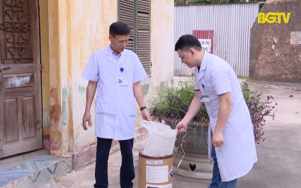 SKCĐ: Ph&ograve;ng chống dịch bệnh m&ugrave;a mưa b&atilde;o