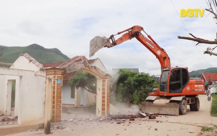 Sơn Động: 42 hộ hiến đất được tặng Bằng khen 