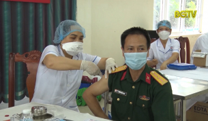 Sơn Động: Đảm bảo an to&agrave;n ti&ecirc;m vắc xin, ph&ograve;ng chống Covid-19