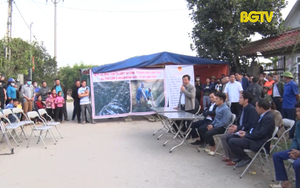 Sơn Động đối thoại, giải quyết vụ việc người d&acirc;n ngăn cản đường v&agrave;o trại chăn nu&ocirc;i lợn 