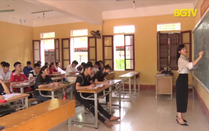 Sơn Động: Hỗ trợ học sinh kh&oacute; khăn trong Kỳ thi tốt nghiệp THPT