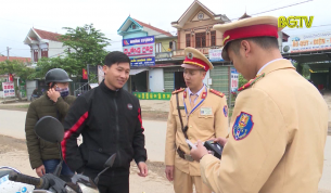 Sơn Động tăng cường đảm bảo trật tự giao th&ocirc;ng
