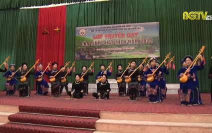 Sơn Động: Truyền dạy h&aacute;t Then, đ&agrave;n T&iacute;nh