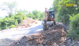 Sửa chữa đường tỉnh 248 qua địa b&agrave;n x&atilde; Sa L&yacute; đảm bảo an to&agrave;n giao th&ocirc;ng