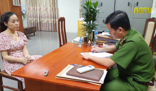 Tạm giữ th&ecirc;m 2 ph&oacute;ng vi&ecirc;n cưỡng đoạt t&agrave;i sản