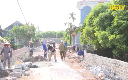 T&acirc;n Y&ecirc;n: Điểm s&aacute;ng d&acirc;n vận kh&eacute;o trong hiến đất l&agrave;m đường 