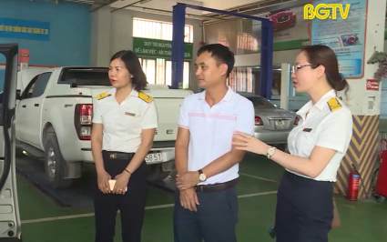 Tăng cường c&aacute;c biệt ph&aacute;p thu hồi nợ đọng thuế 