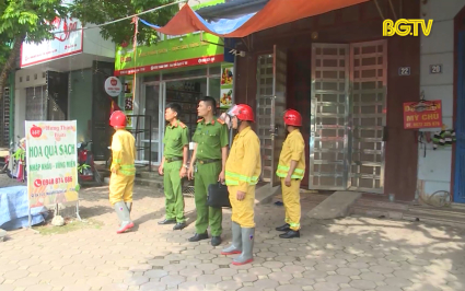 Tăng cường c&ocirc;ng t&aacute;c trang bị PCCC v&agrave; cứu nạn cứu hộ