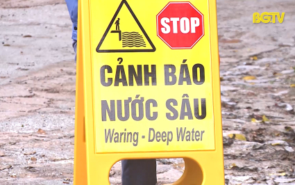 Tăng cường đảm bảo an to&agrave;n giao th&ocirc;ng trong m&ugrave;a mưa b&atilde;o
