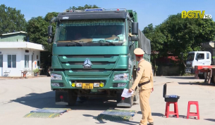 Tăng cường kiểm so&aacute;t tải trọng dịp cuối năm