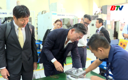 Tăng cường li&ecirc;n kết đ&agrave;o tạo với doanh nghiệp 