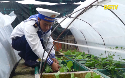 Tăng gia sản xuất tr&ecirc;n Đảo Trường Sa